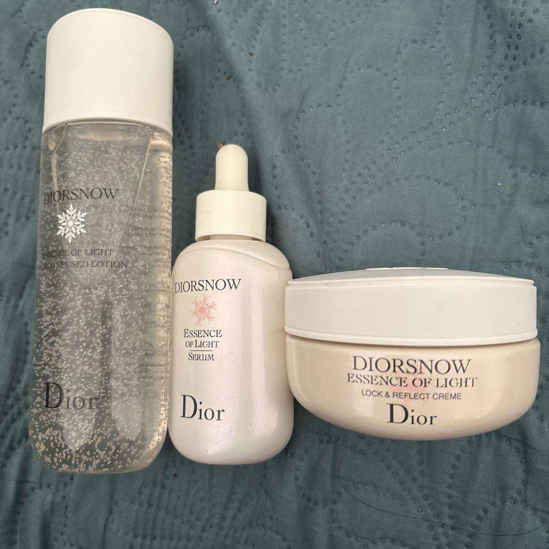 CoCo Dior DIORSNOW スキンケアセット ディオール / スノー エッセンス ホリデーの公式商品情報｜美容