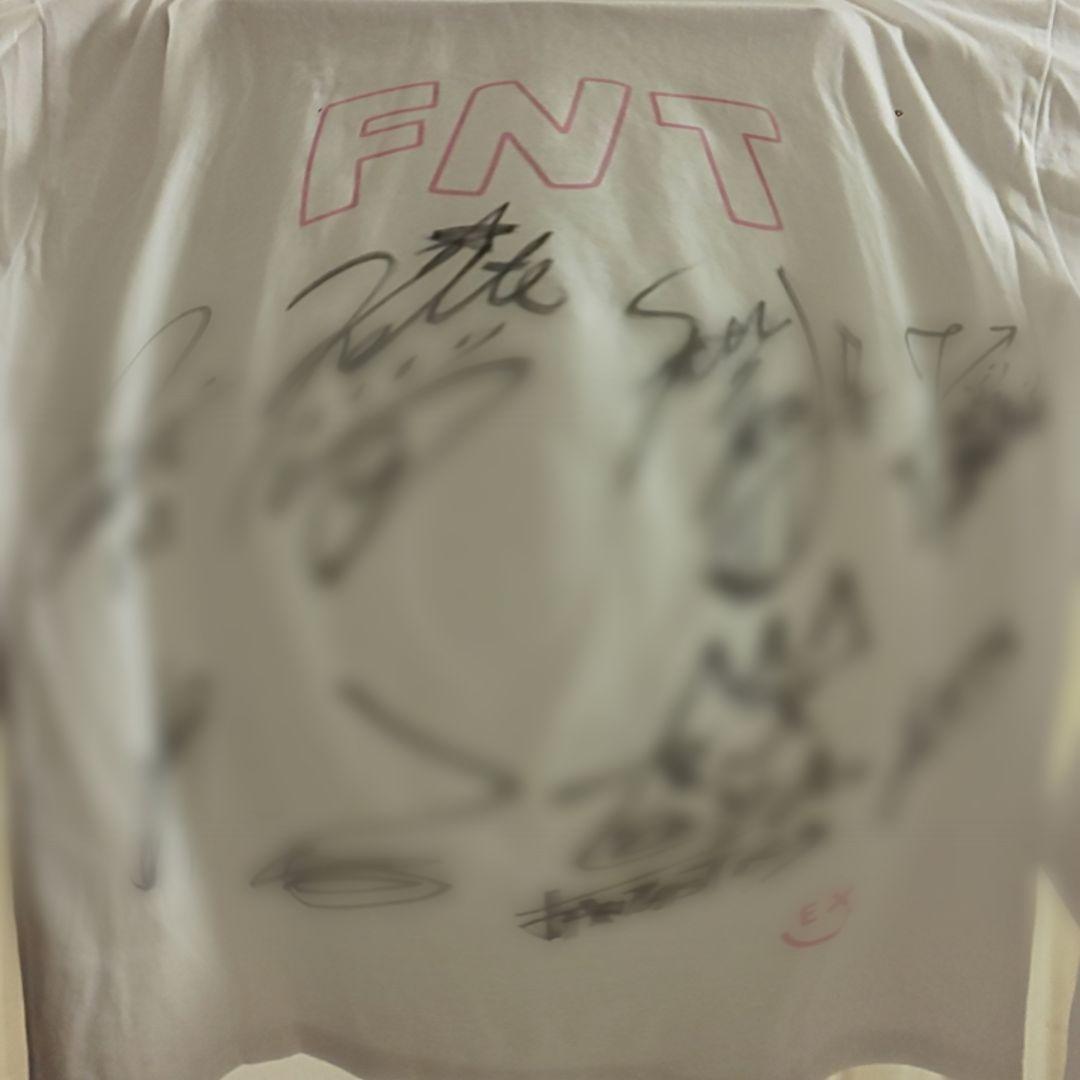 FANTASTICS メンバーサイン入り Tシャツ（さぁ、これ誰のサイン