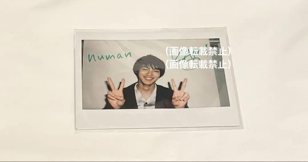 神尾楓珠 サイン入りチェキ numan （神尾楓珠 サイン入りチェキ