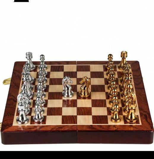 西洋棋 チェス盤 ぎょく 金属 チェスボード アンティーク 新品