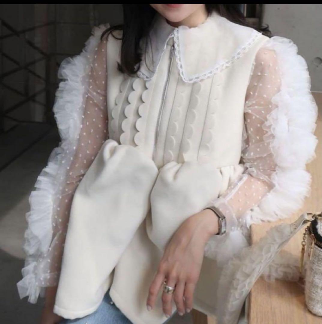 り Bibiy ANGIE SLEEVELESS JACKET ネイビー Bibiy ANGIE SLEEVELESS JACKET ネイビー タグ付き