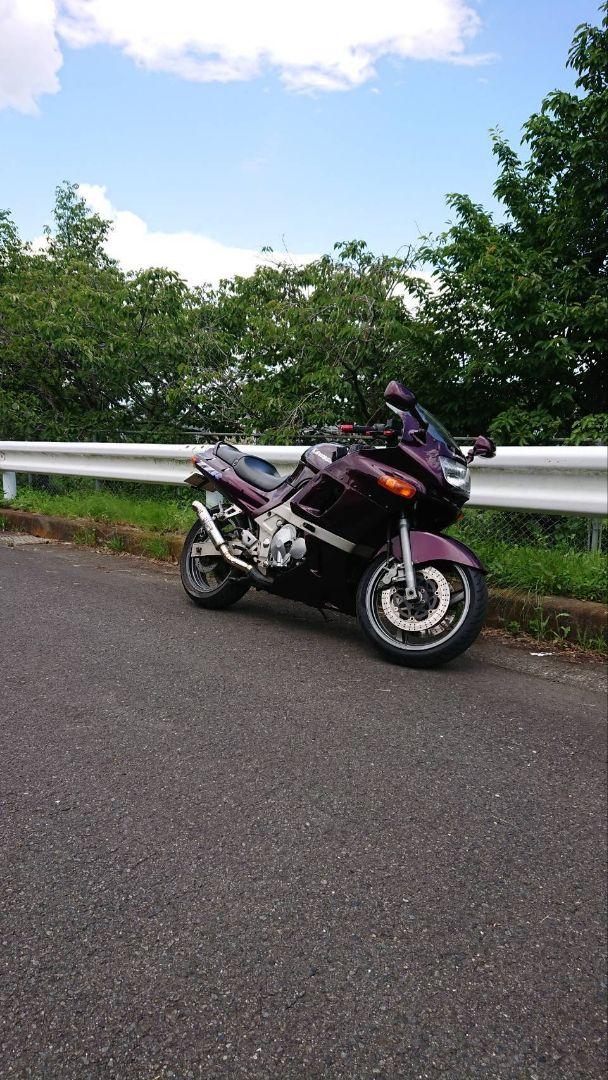 現車確認中の為一時購入不可でお願いします】カワサキ ZZR400 N