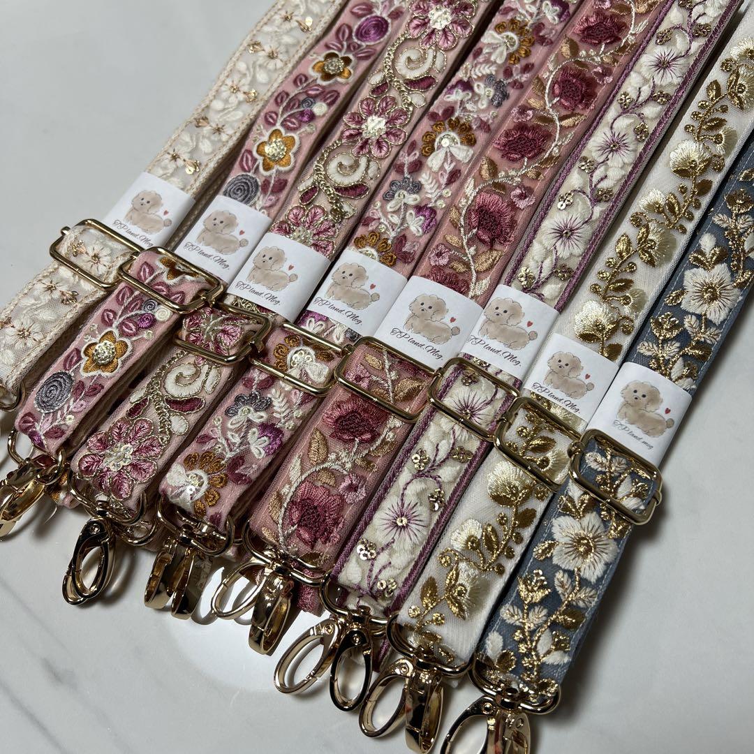 なな様リクエスト 刺繍 リメイクショルダー他3点おまとめ商品 Smiley テープハンドルリネン2WAYト－トバッグ】 ¥6,990+税