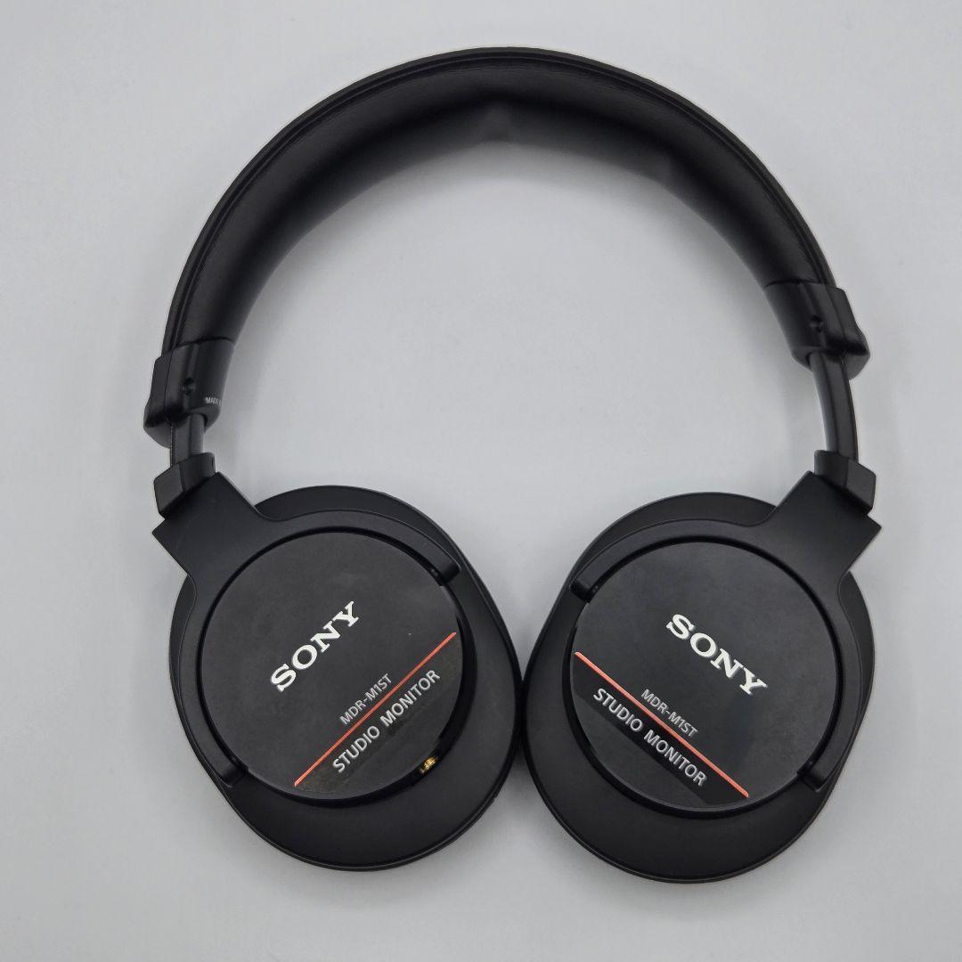 【ケーブルに不具合有】SONY MDR-M1ST スタジオモニターヘッドホン ケーブルに不具合有】SONY MDR-M1ST スタジオモニターヘッドホン