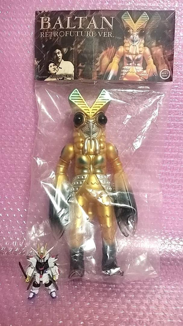 27cm ウルトラマン バルタン星人 分身金色カラー ソフビ（宇宙