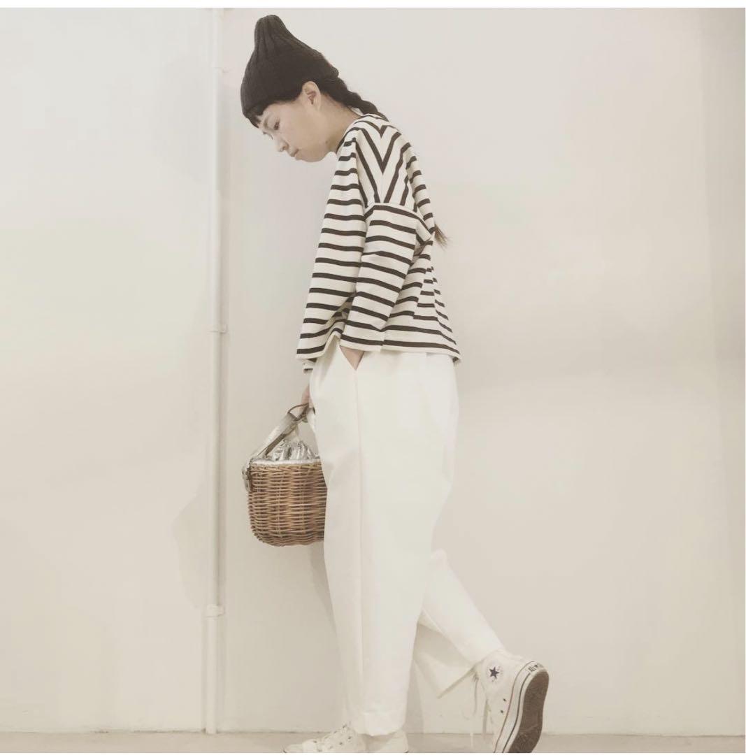 ito fukuoka⭐︎white cotton taperd pant パンツ（バーバリー