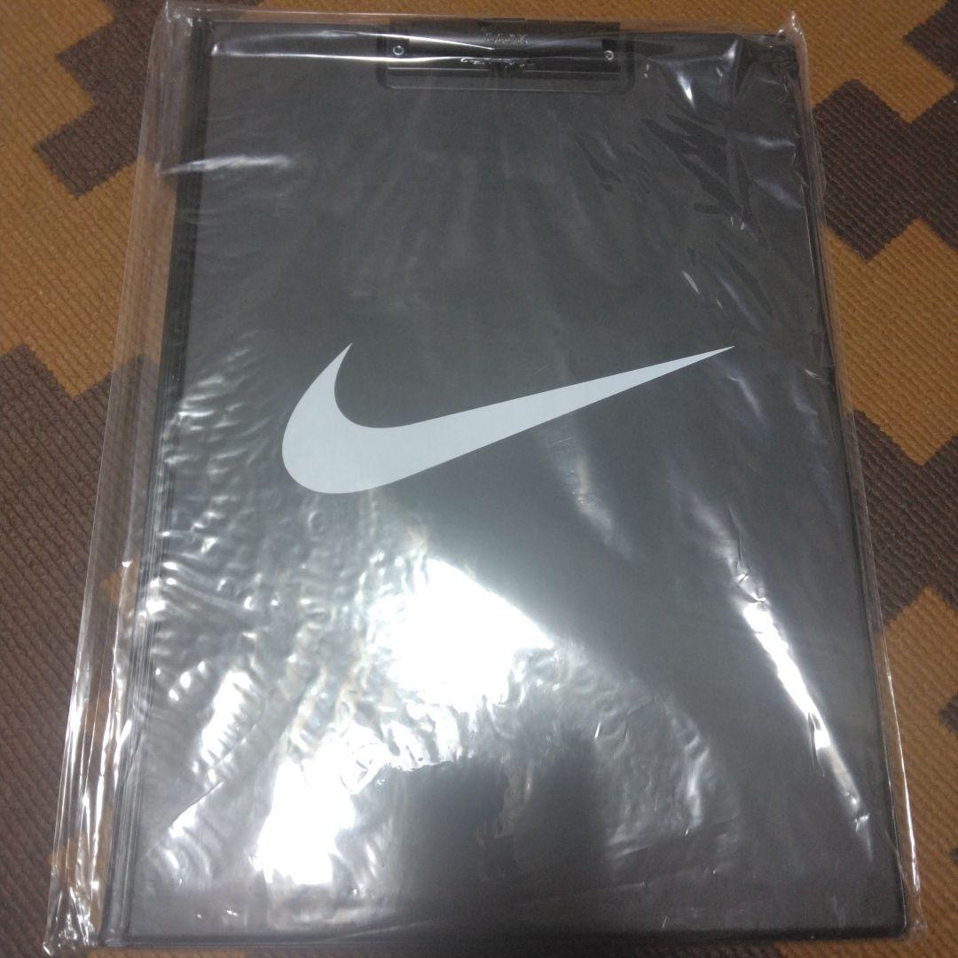 NIKE 非売品 バインダー 新品・未使用 NIKE - 非売品 NIKE バインダー 希少の通販 by こー's shop