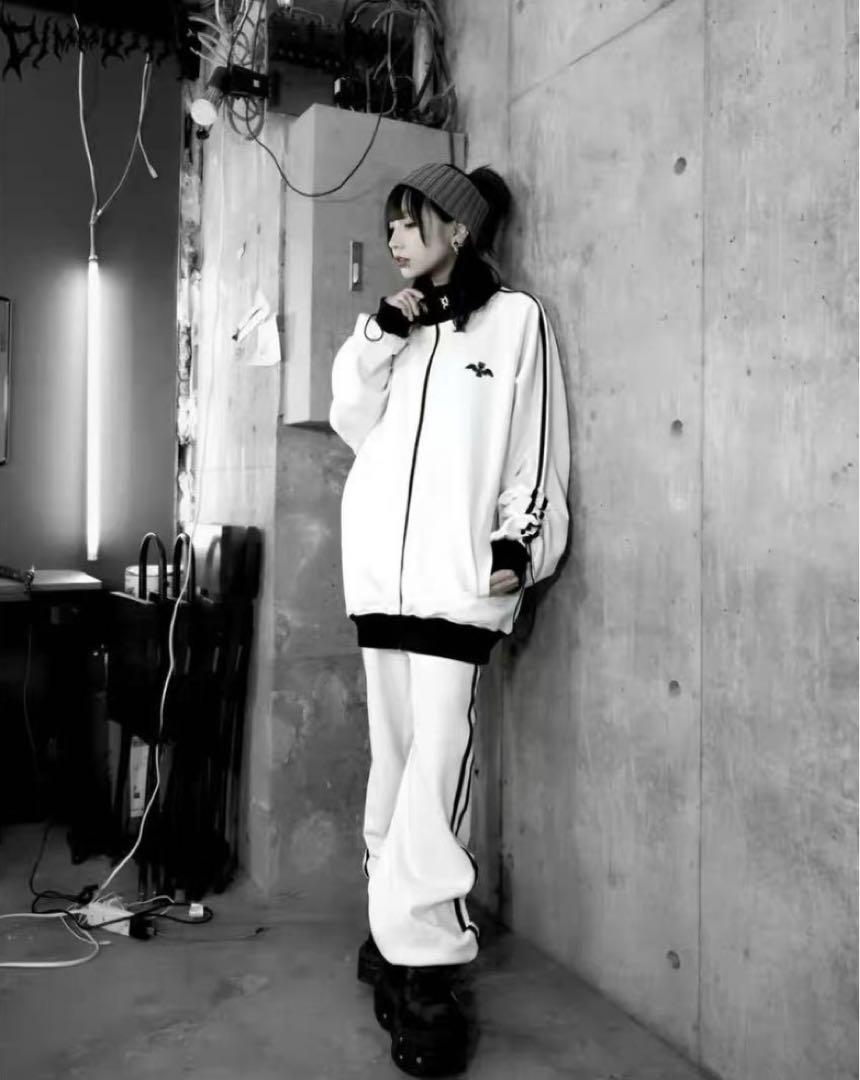 GirlyジャージSETUP【White】 | DimMoire