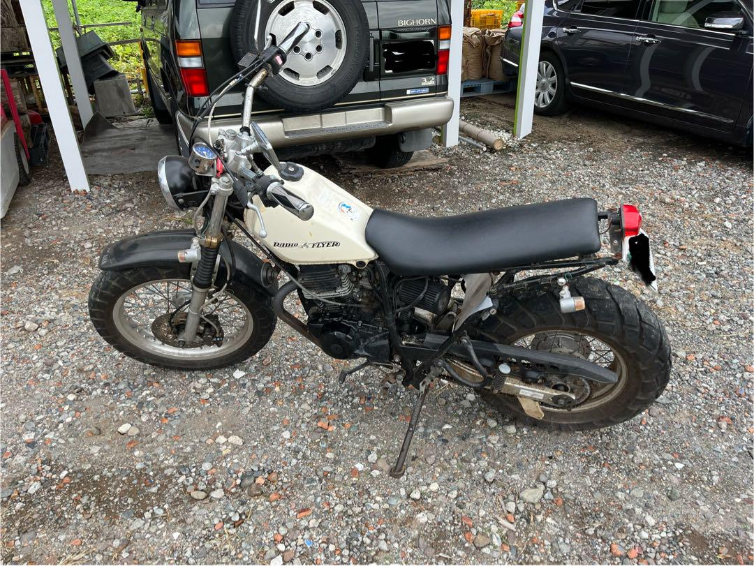 【鮪さま専用】YAMAHA　TW225　リアカウル 鮪さま専用】YAMAHA TW225 リアカウル TW225 - 外装 - バイク王