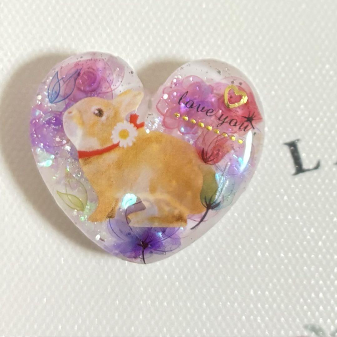 再販不可。キラキラ うさぎ レジンヘアゴム ブローチ（再販不可