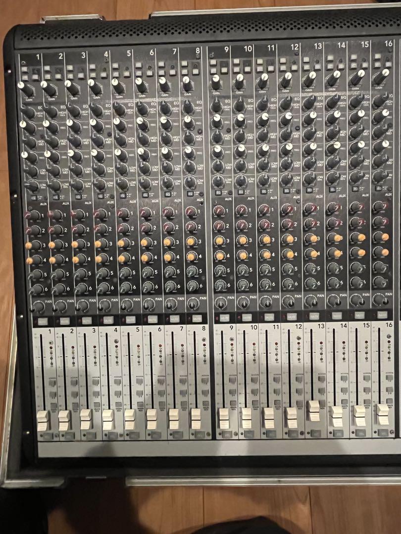 【激レア】MACKIE ONYX 4 Bus 32ch ミキサー　ジャンク 激レア】MACKIE ONYX 4 Bus 32ch ミキサー ジャンク 楽器・機材