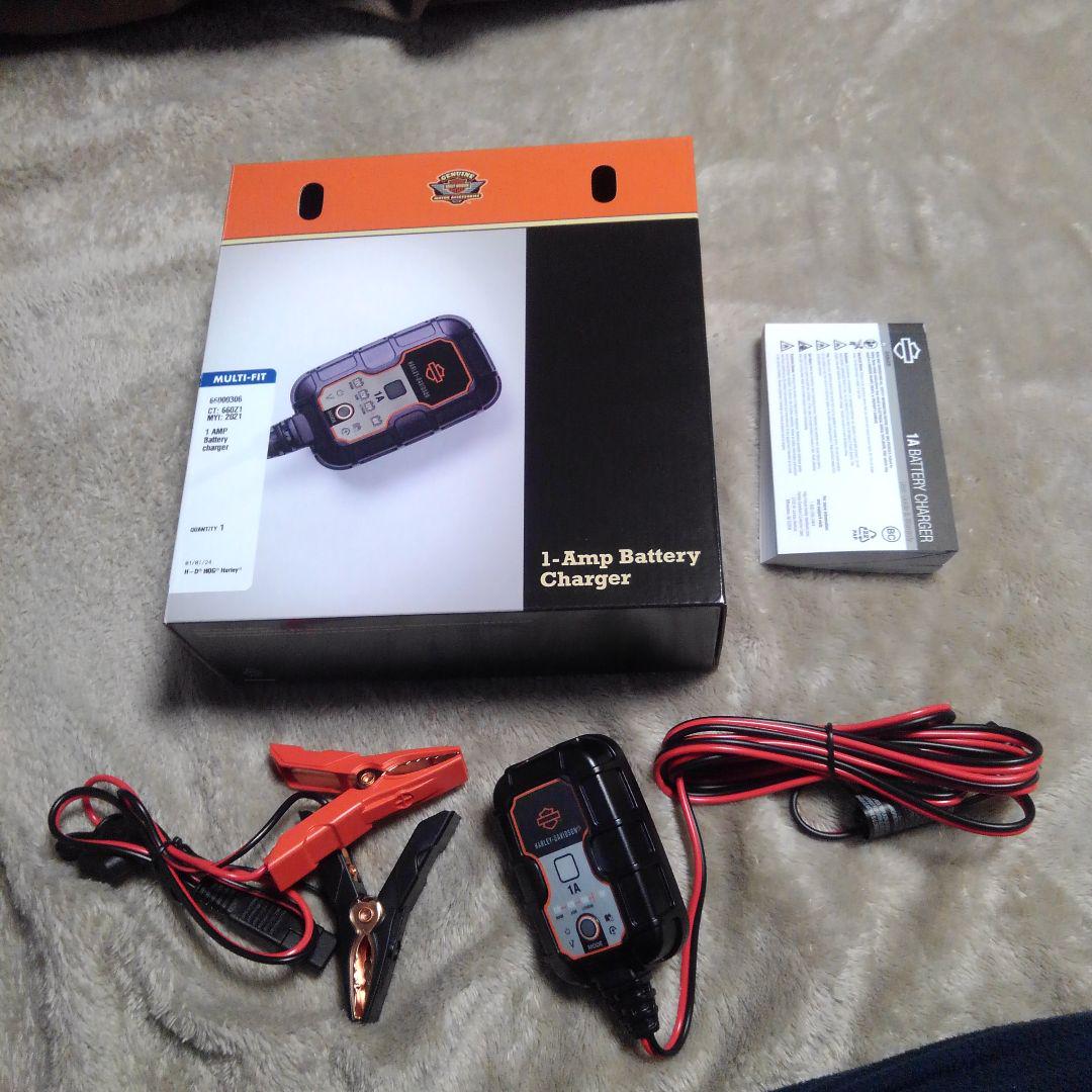 ハーレー　充電器1AMP Battery charger 66000306 41ujFwvkamL._AC_SY200_QL15_.jpg