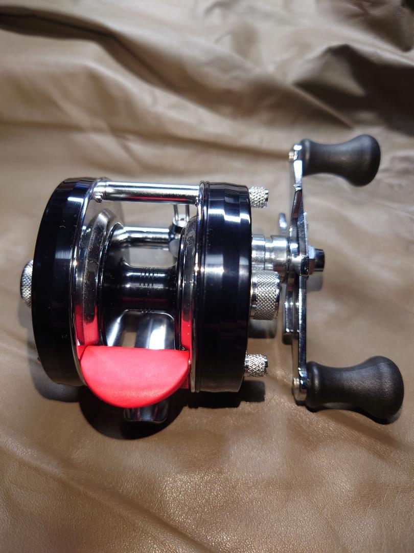 Abu　ambassadeur アンバサダー4600C 赤ベロ　美品 ABU Ambassadeur アブ アンバサダー 4600C（赤ベロ）美品