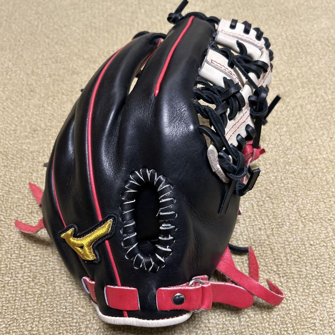 値下げしました【絶版モデル】ミズノプロ 野球グローブ 黒/赤【限定カラー】 ミズノ プロモデル 野球グローブ 黒/赤(ミズノプロ グローブ