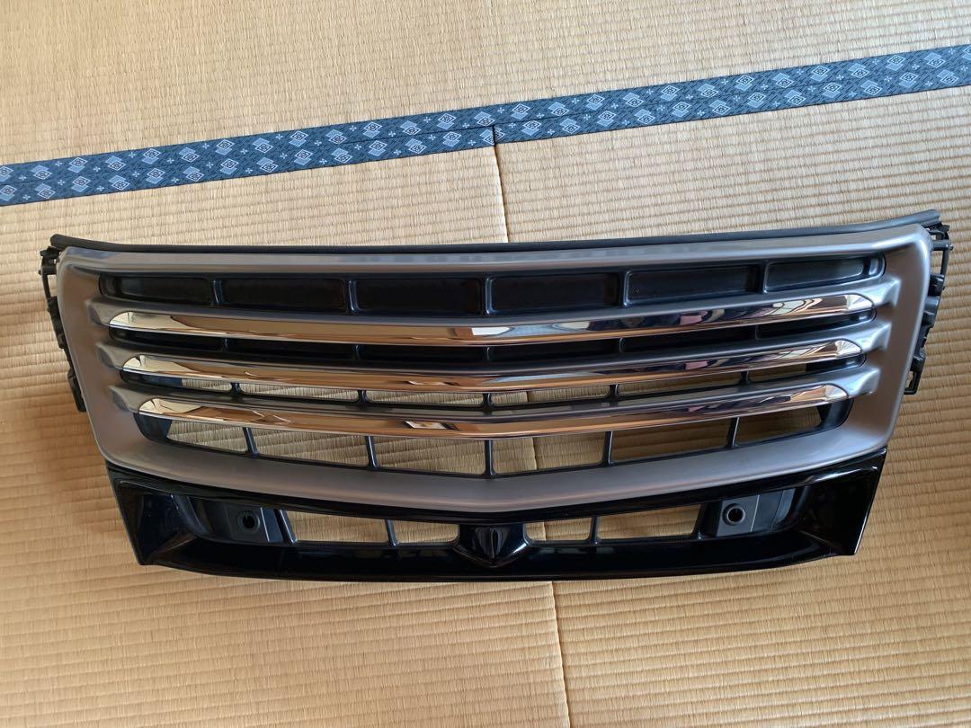 30アルファード前期　TRDグリル　美品　絶版 生産終了品 美品 トヨタ純正オプション TRD 30系 アルファード