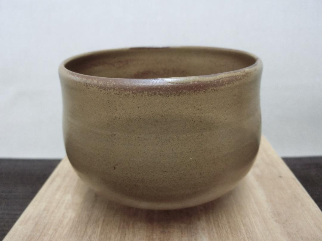 希少！お勧め！【茶碗　三浦「常山」　佐渡　無名異焼　ソバ釉　抹茶茶碗 】◆茶道具 希少！お勧め！【茶碗 三浦「常山」 佐渡 無名異焼 ソバ釉 抹茶