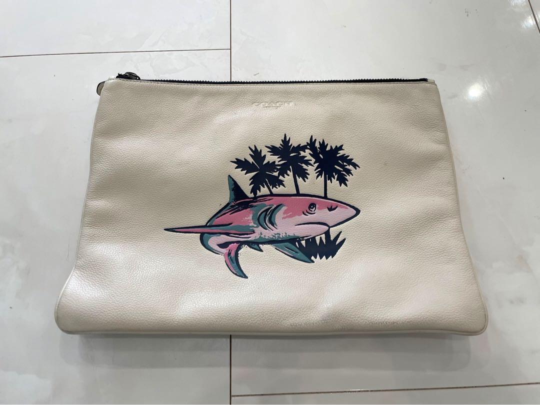 新品未使用！！　コーチ　鮫　コインケース COACH】コーチ メタリック レザー シャーキー サメ シャーク