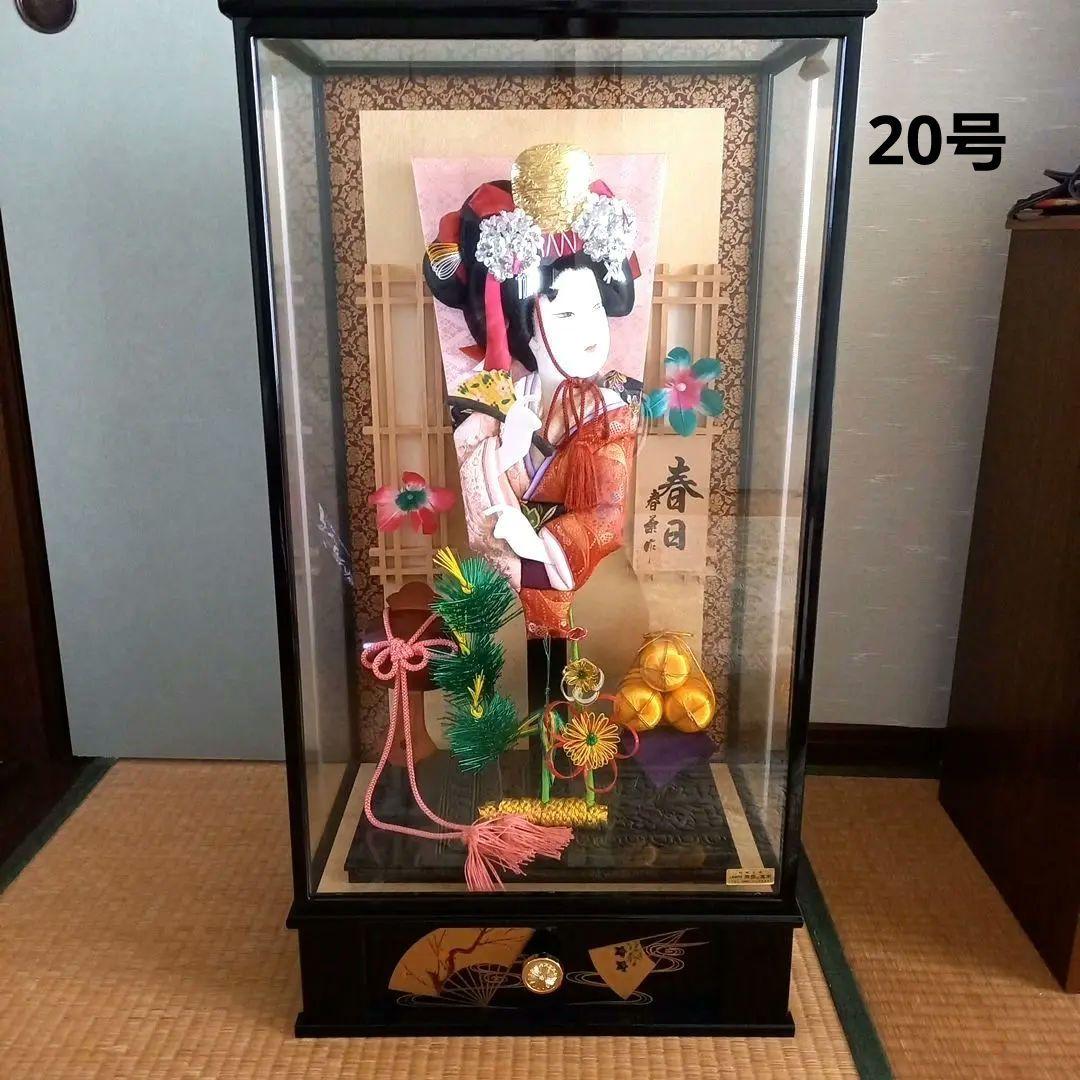 春日20号　御羽子板飾 ガラスケース・オルゴール付き 御正月飾り 春日20号 御羽子板飾 ガラスケース・オルゴール付き