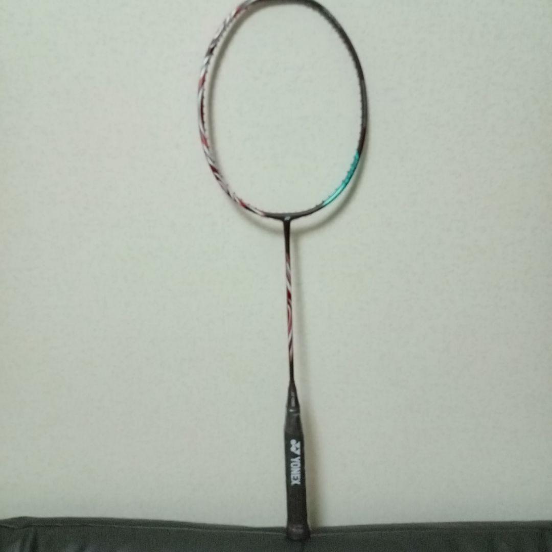 YONEX バドミントンラケット （YONEX バドミントンラケット