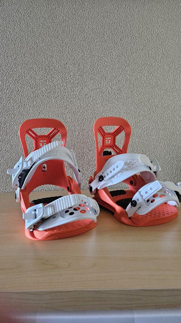 UNION キッズ　スノーボードビンディング オレンジ UNION キッズ スノーボードビンディング オレンジ（UNION キッズ