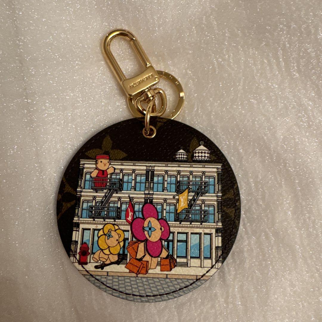 ルイビトン/ LOUIS VUITTON キーリング 袋付き　キーホルダー 楽天市場】中古 ルイヴィトン キーリング シェンヌ LVタブ エピ