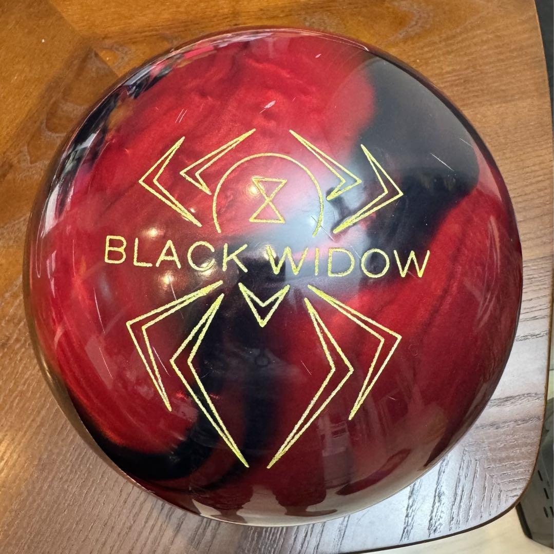 ハンマー ブラックウィドー 15ポンド 右投げ ボーリング（長い