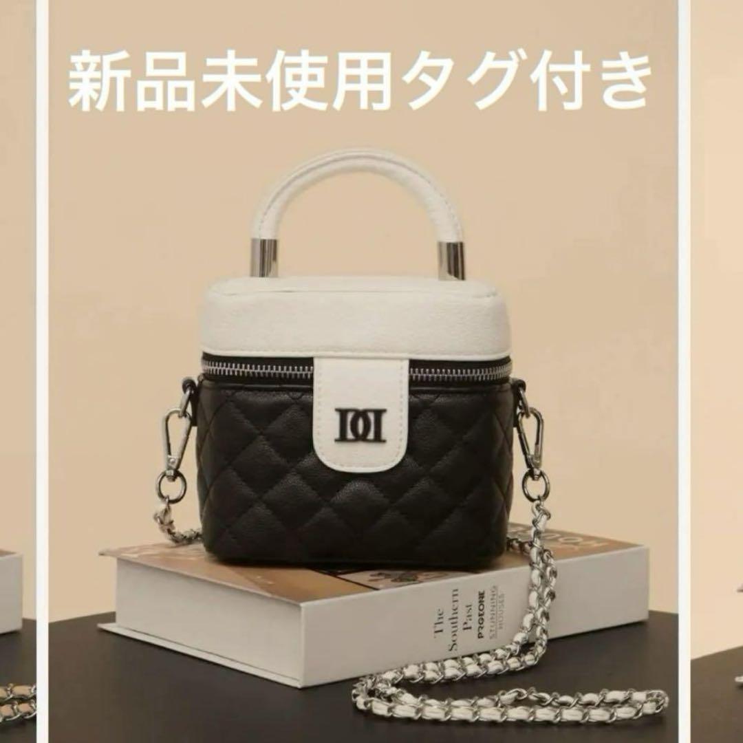 Darich ダーリッチ キャビアスキンスクエアミニバッグ WHT