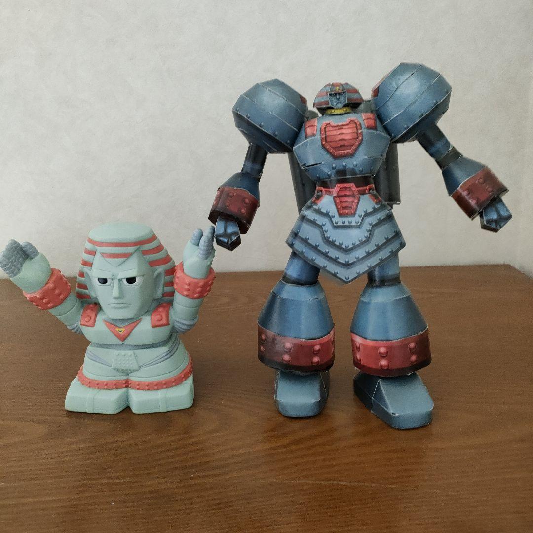 ジャイアントロボフィギュア Amazon.com: Bandai Tamashii Nations Giant Robo The Animation