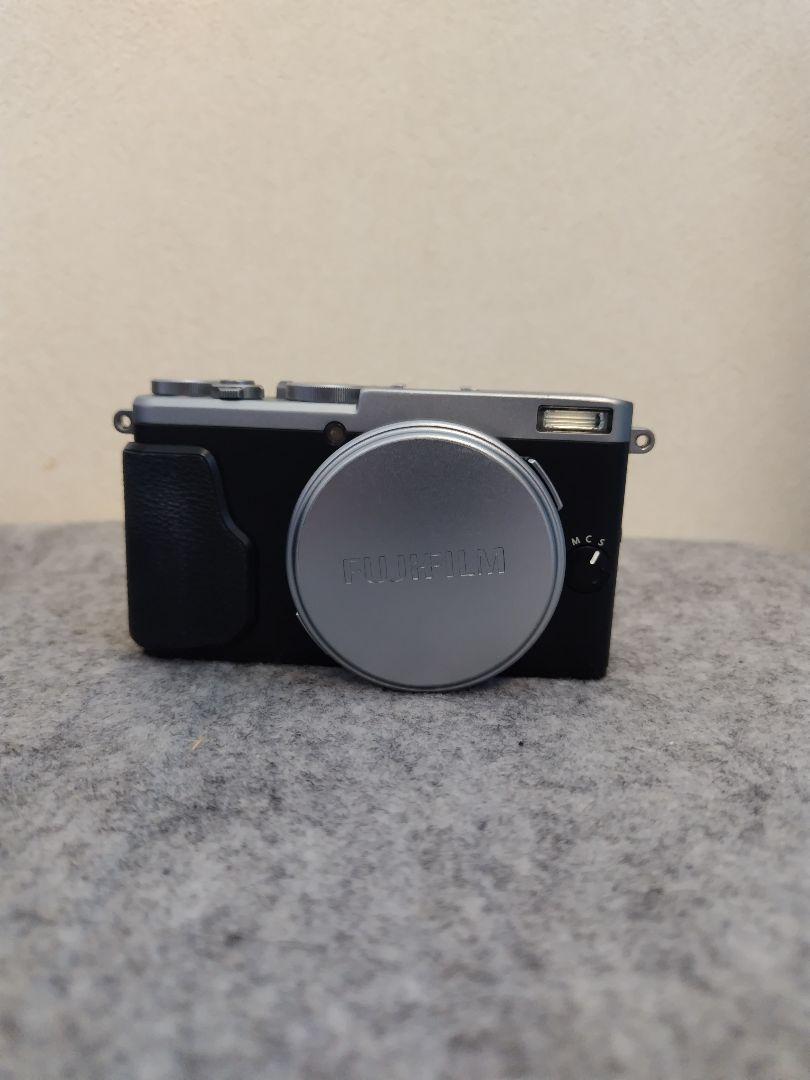 Fujifilm x 70 シルバー（Fujifilm ワイドコンバージョンレンズ