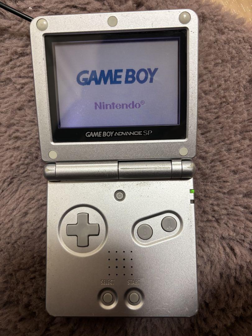 ニンテンドーゲームボーイアドバンスSP ゲームボーイアドバンスSPが発売20周年。折りたたみ型のおしゃれ