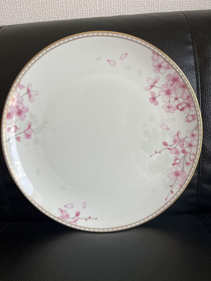 ウェッジウッド SPRING BLOSSOM 大皿27cm 新品 スプリング ブロッサム クーププレート 27cm|WEDGWOOD公式