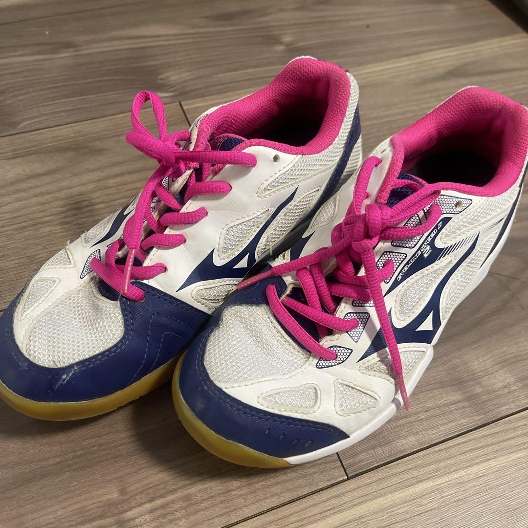 Mizuno バドミントンシューズ ホワイト/ネイビー/ピンク（YONEX