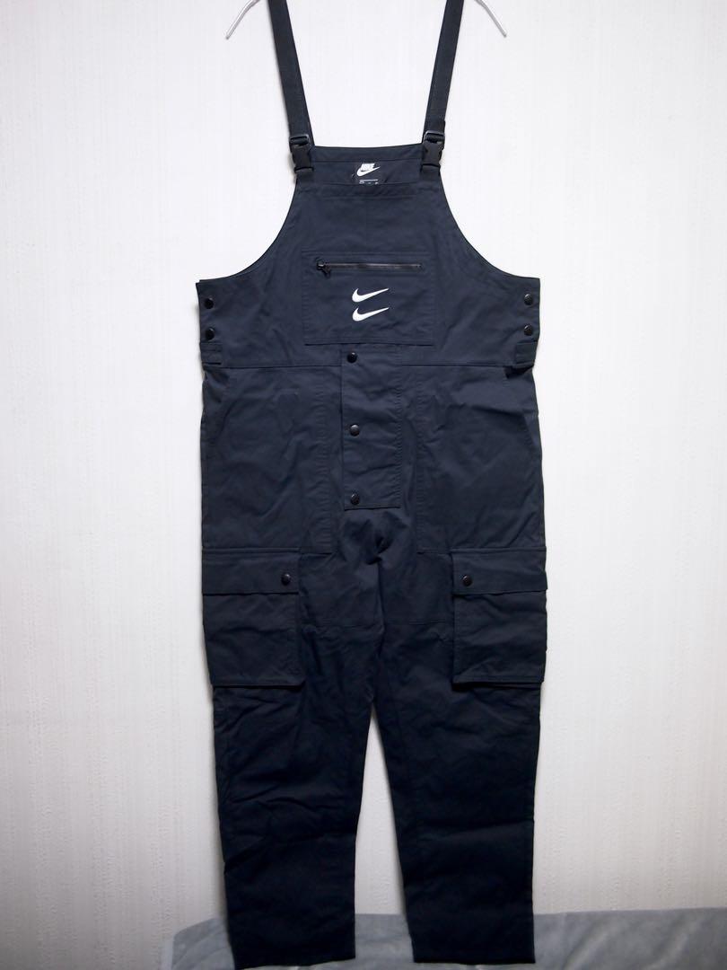 【サイズ:XL】ナイキ スウッシュ オーバーオール 【NIKE】 NIKE（ナイキ）の「ナイキ スポーツウェア スウッシュ メンズ