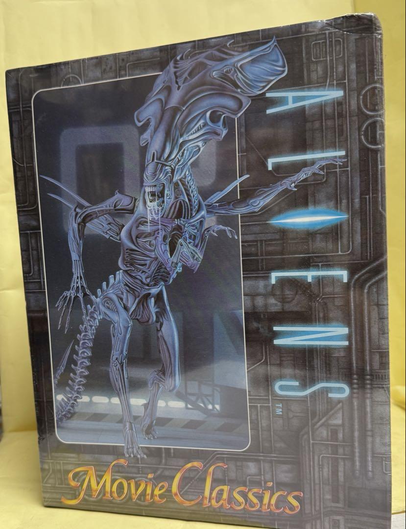 ALIEN QUEEN 1/12 プラモデルキット Sci-Fi Revoltech 016 Alien Warrior 018 Alien Queen Action