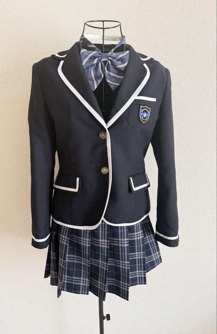 N高等学校 N高 女子制服 ブレザー 締まろ スカート リボン 校章