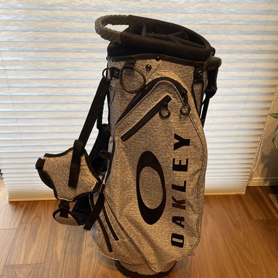 OAKLEY ゴルフキャディバッグ グレー 尖り