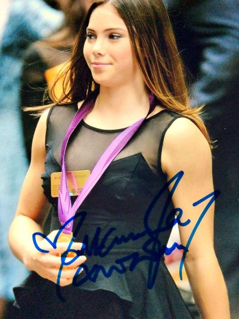 マッケイラ・マロニー直筆サイン入り超大型写真…アメリカの体操選手…金メダリスト 3ed116de6e31ef07437e8a2fb90de3