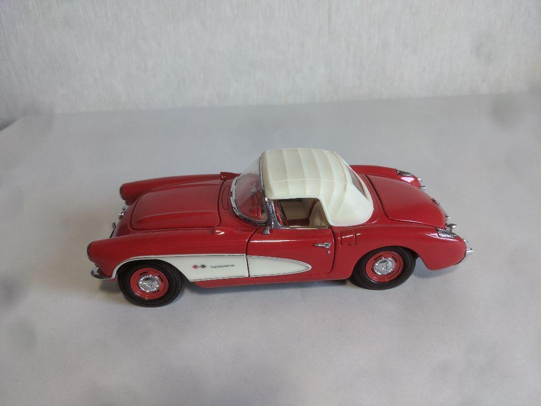 1957年型コルベット オープンカー 赤白（コルベット