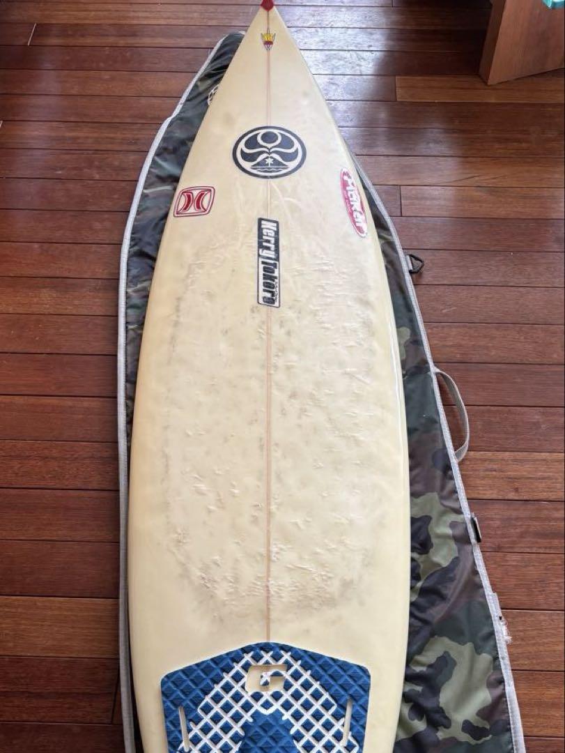 【最新入荷】 ショートボード ケリートコロ ケース、フィン 全長186センチ サーフィン・ボディボード