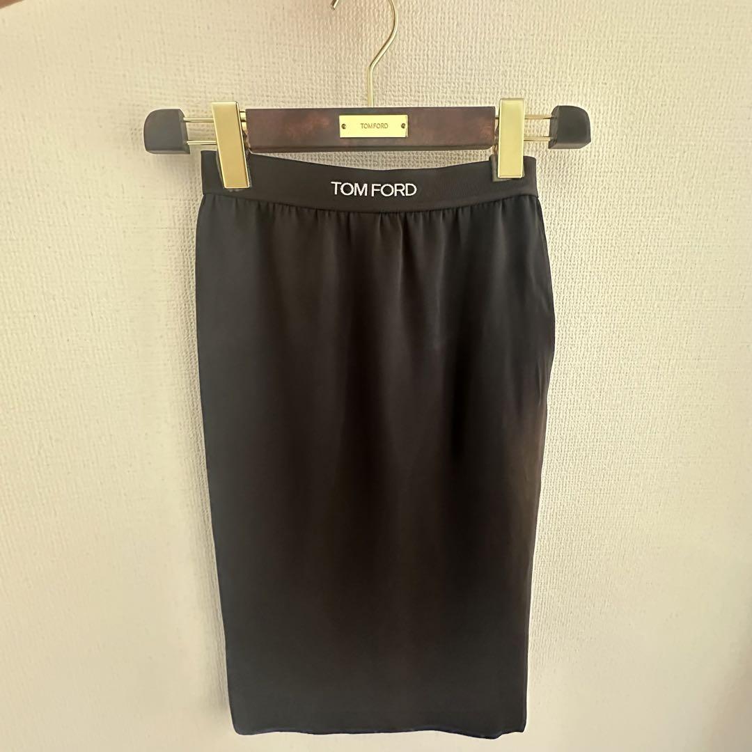 トム　フォード　ダークデニム タイトスカート TOM FORD タイトスカート（TOM FORD（トム フォード）の「Tom