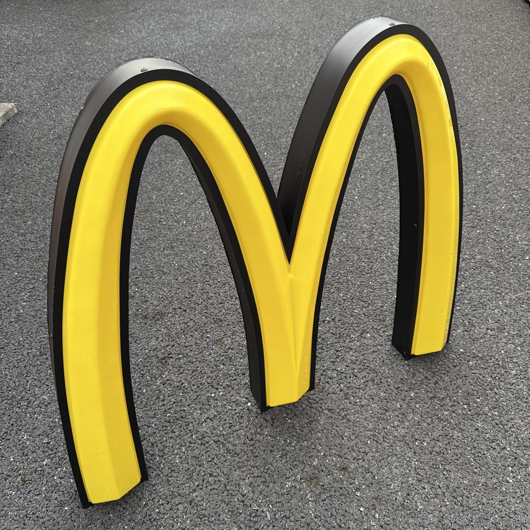 マクドナルド看板。 （マクドナルド 看板 バナー USA McDonald's