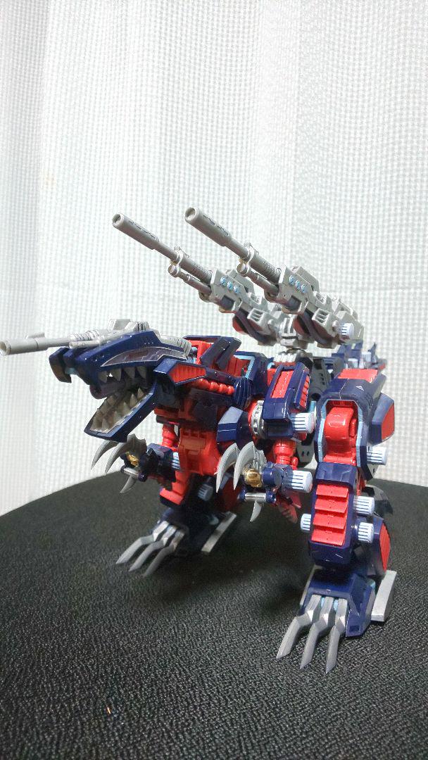 HMM ジェノザウラーレイブンカラー塗装済み完成品 RMZ-011 ジェノザウラー レイヴン仕様: プラモデル｜コトブキヤ