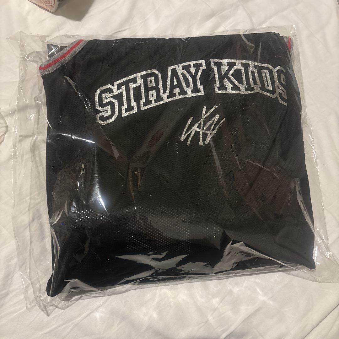 Stray Kids - スキズ アプグレグッズ(5/10分) Amazon.co.jp: StrayKids スキズ5-STAR ドームツアー