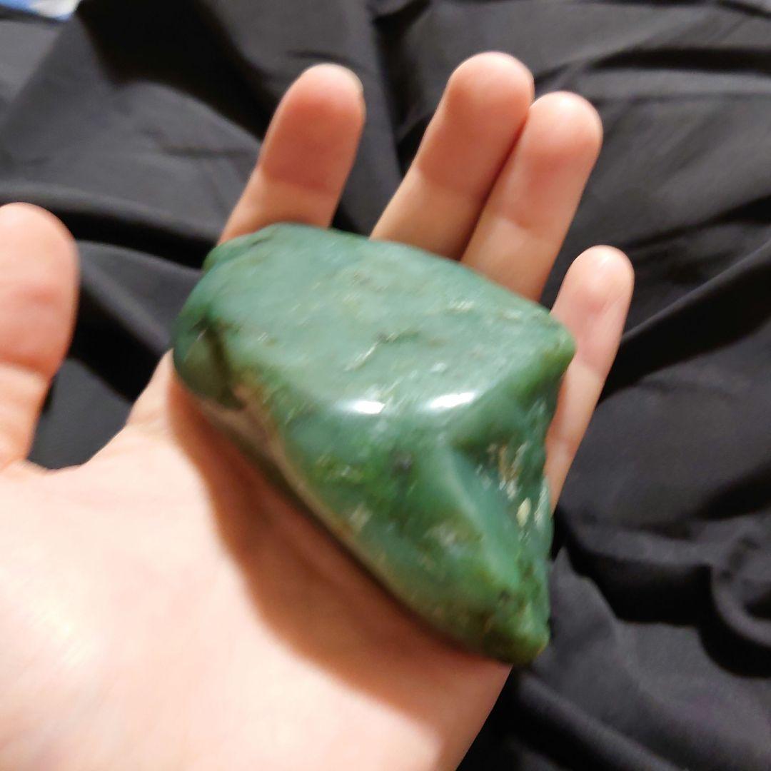 登場! 翡翠 （最高品質糸魚川翡翠(Jadeite 255.70グラム 糸魚川翡翠 その他