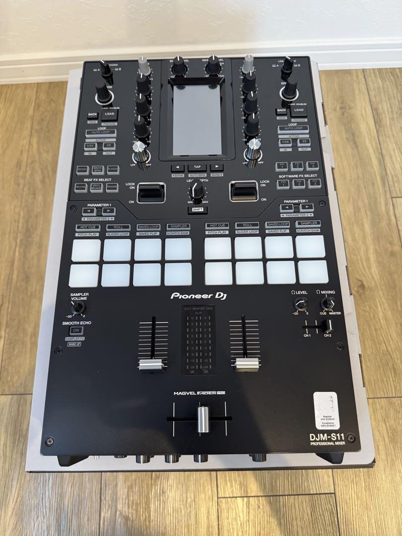 Pioneer DJ DJM-S11 プロフェッショナルミキサー（Pioneer DJM