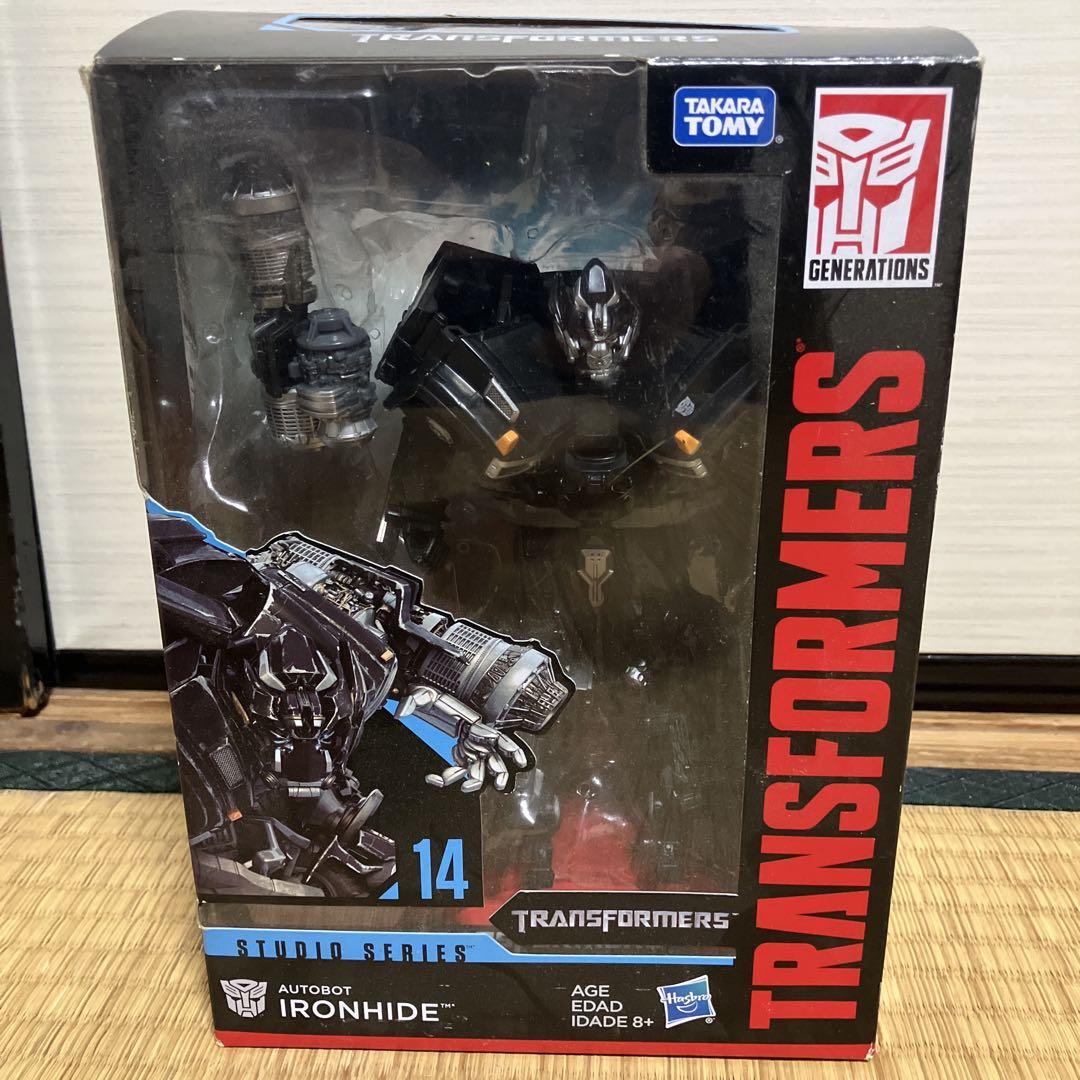 トランスフォーマー　スタジオシリーズ　SS-14 アイアンハイド Amazon.com: Transformers E0978 Voyager Iron hide Action