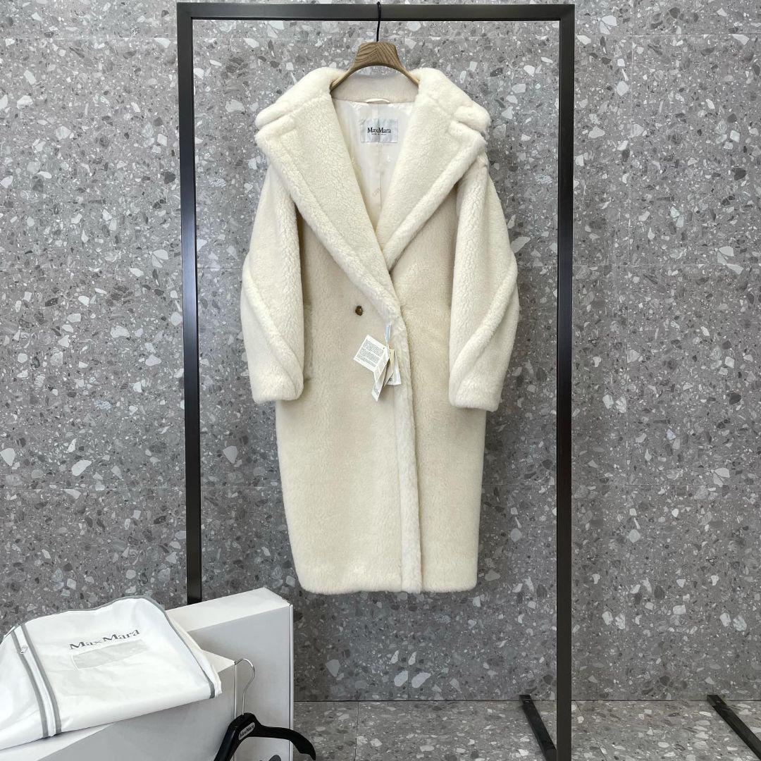 ！季節値下げ！新品未着用　マックスマーラ　テディ　23SS RIGA ホワイト Max Mara - マックスマーラ MAX MARA RIGA テディベア アイコン