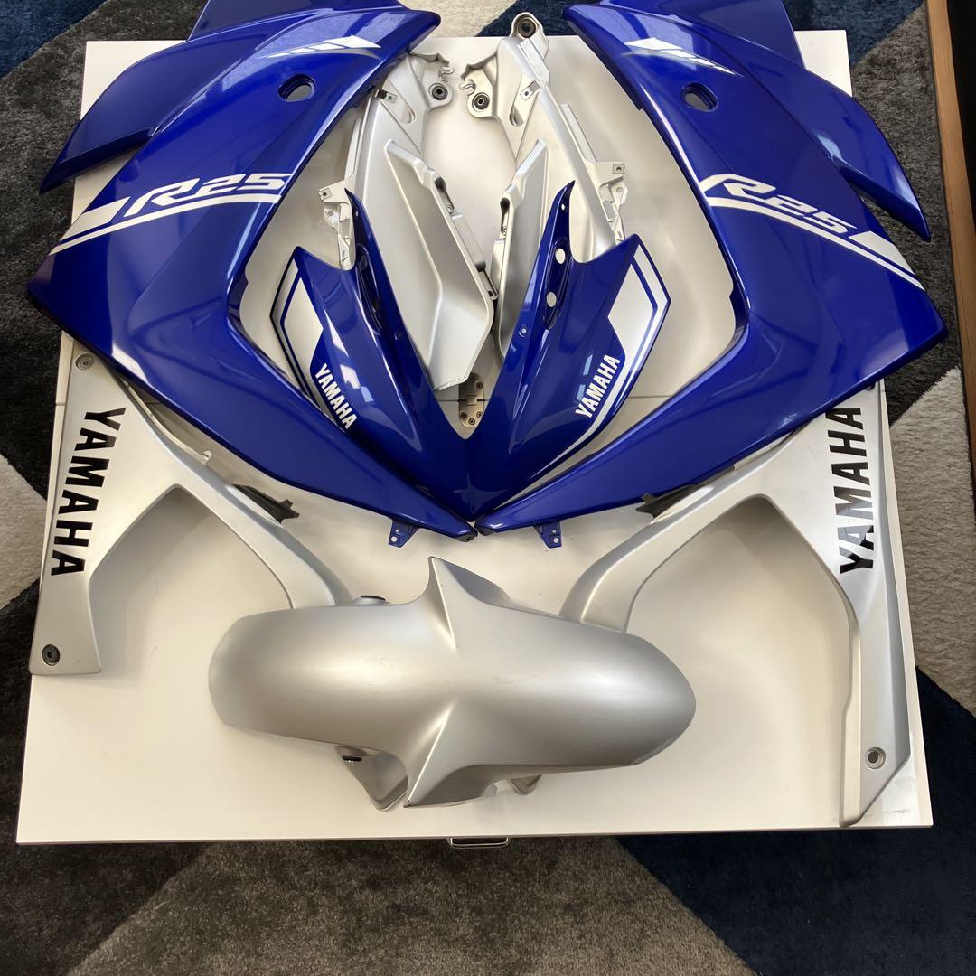 【中古】 r25 yzf YAMAHA RG10J外装セット 外装 8点（セット】YZF-R25 パーツ