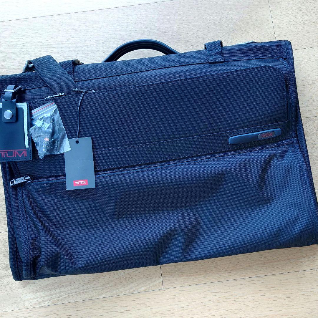 TUMI ブラック ガーメントバッグ 中古・古着通販】TUMI (トゥミ) ガーメントバッグ 未使用品