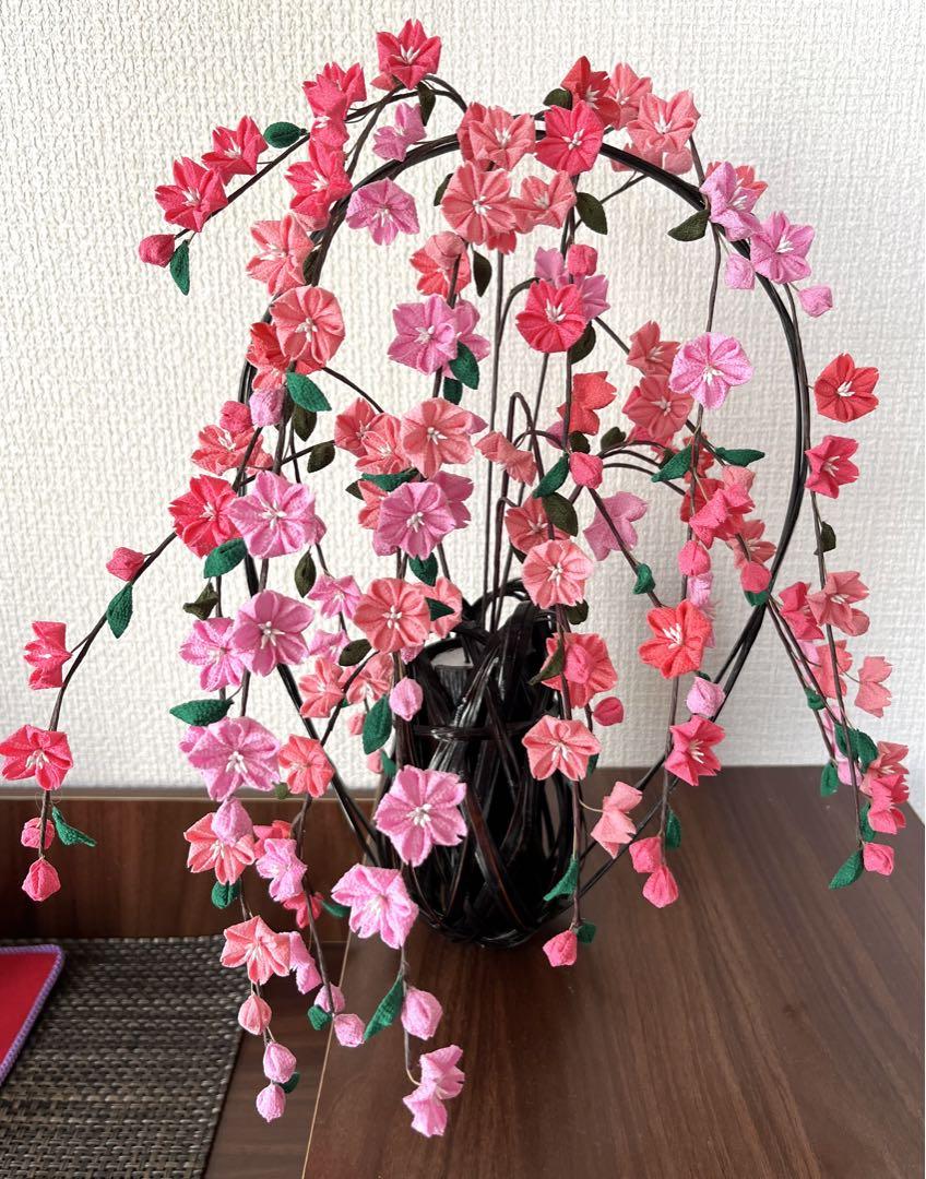 つまみ細工　春爛漫　豪華　枝垂れ桜　華やかな春を╰(*´︶`*)╯♡ つまみ細工 春爛漫 豪華 枝垂れ桜 華やかな春を